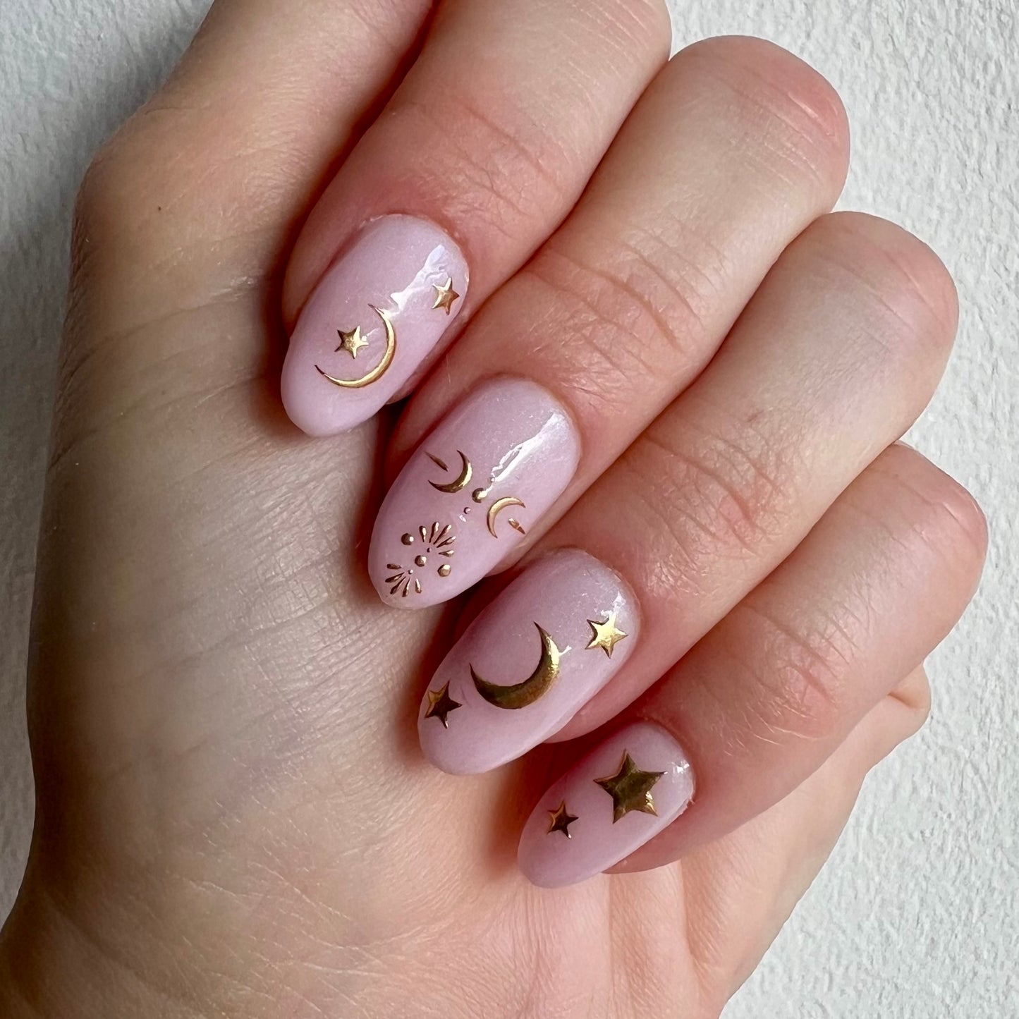 Guldfärgade Måne & Stjärnor Nagelklistermärken