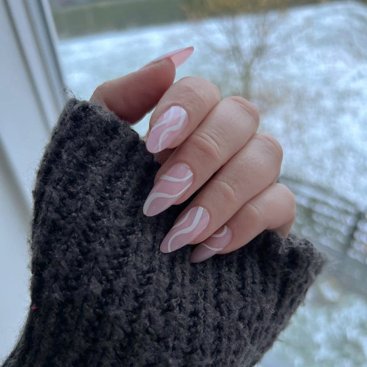 FELICIA - Press-on Gel Manikyr Naglar